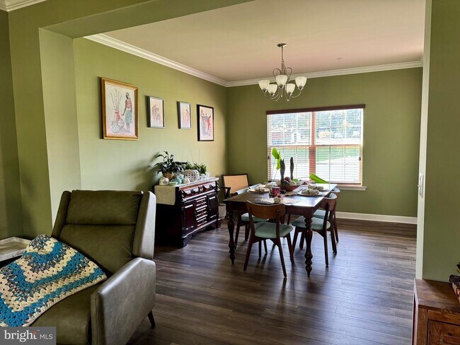 Foto del edificio - 220 Fountain Ln