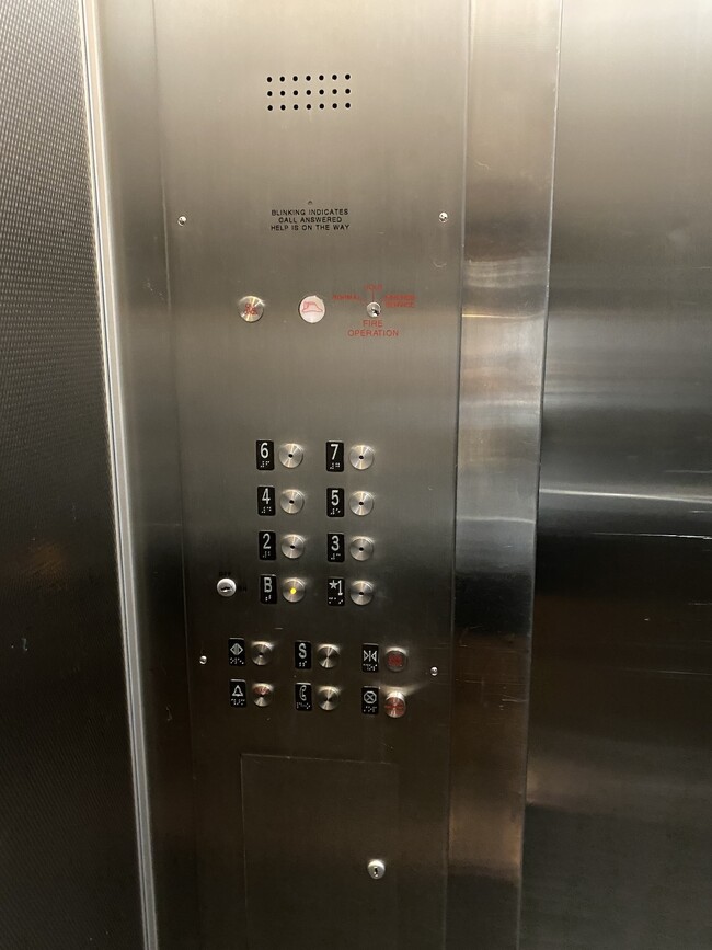 Foto del edificio - 305 W 150th St