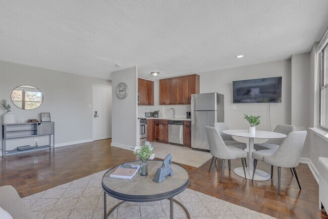 Foto del edificio - 5403 Wissahickon Ave