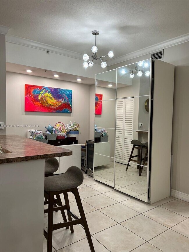 Foto del edificio - 7300 NW 114th Ave