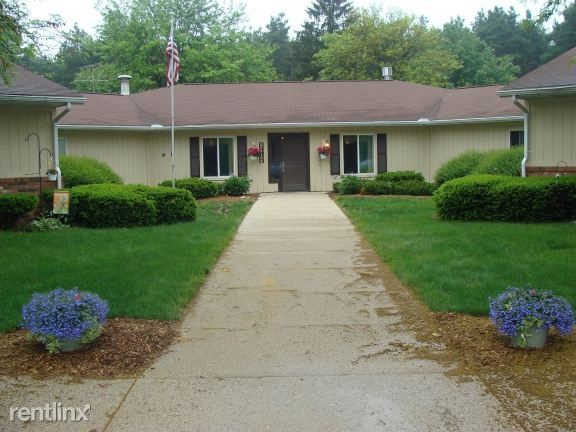 Foto del edificio - 700 E Fairplains St