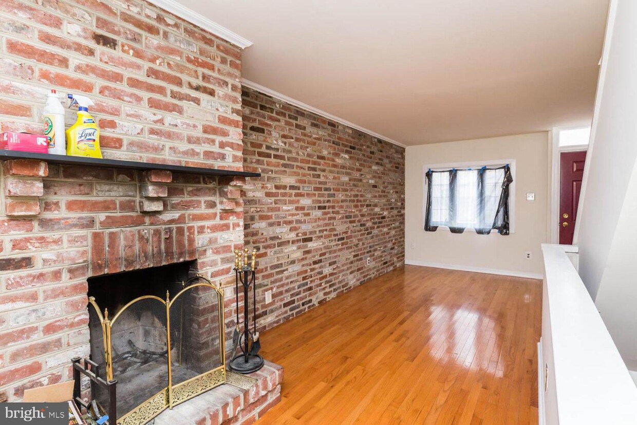 Foto principal - 113 Mountain St
