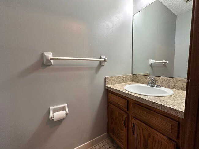 Foto del edificio - Best Townhouse for the money in Ft.Caroline