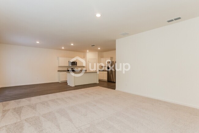 Foto del edificio - Fantastic 4bd/2ba home! Let yourself in!