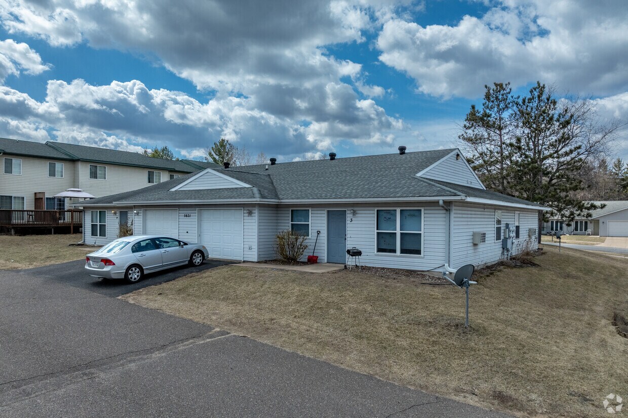 5631 Gables Cir - The Ridges at Otter Creek
