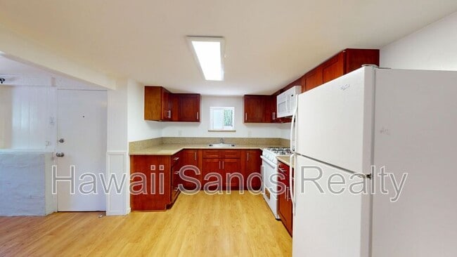 Building Photo - 908 Kinau St