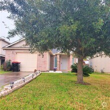 Building Photo - 17314 Blackstone Trails Dr