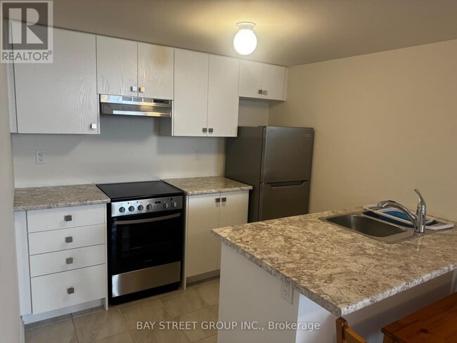 Building Photo - 163 Terry Fox Dr