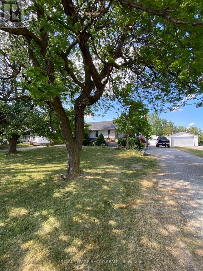 Photo du bâtiment - 1841 Rymal Rd E