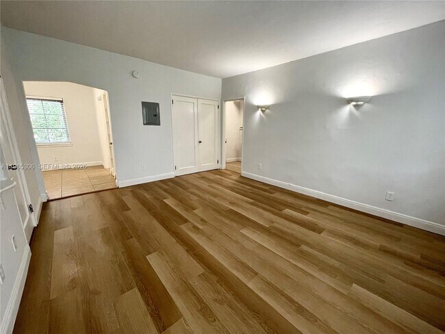 Foto del edificio - 720 Meridian Ave