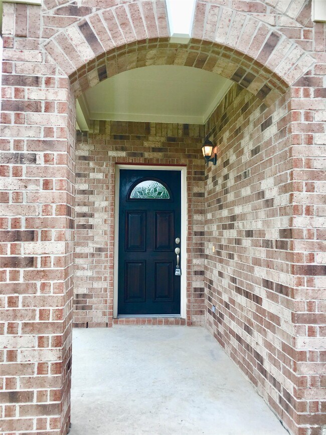 Foto del edificio - 24218 Cornell Park Ln