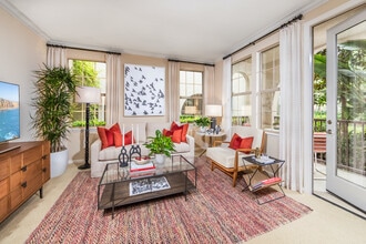 Woodbury Lane apartment homes Photo