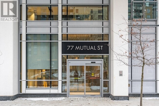 Building Photo - 77 Mutual St