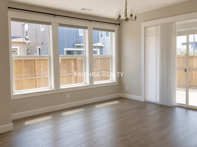 Building Photo - 3979 SE 68th Ave