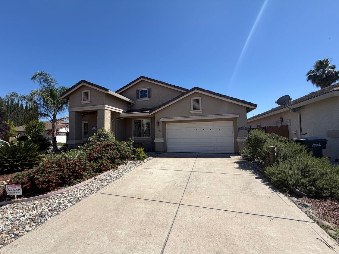3 Bedroom + office | 2 Bathroom | Single Family Home - 3 bedroom + office | 2 bathroom | Single family home
