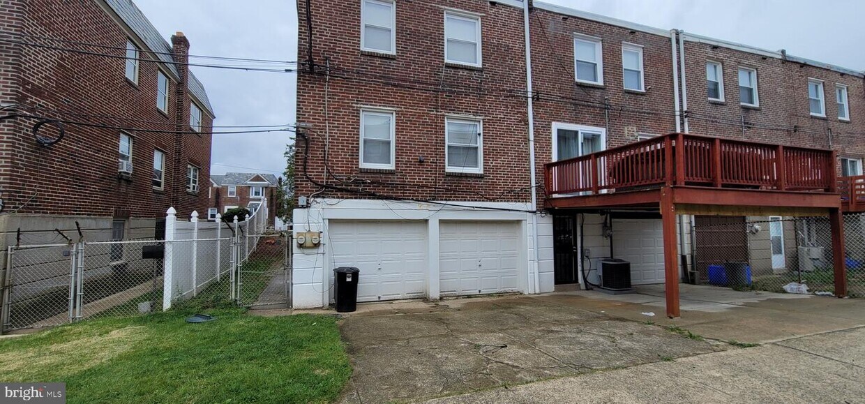 Primary Photo - 8247 Fayette St