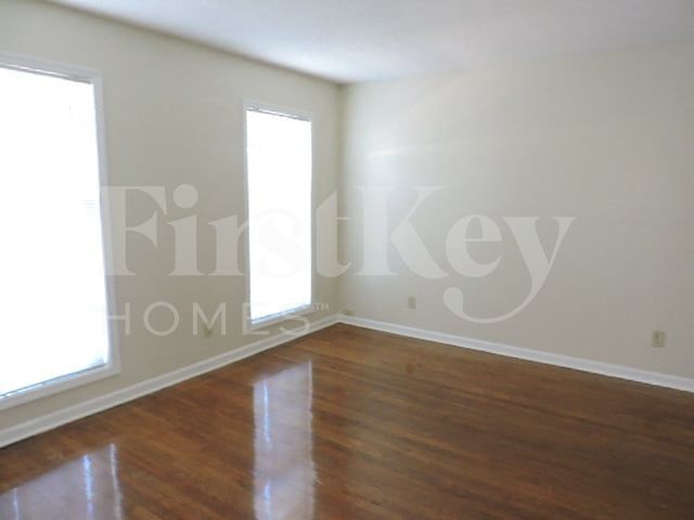 Building Photo - 5595 Scottsdale Ave