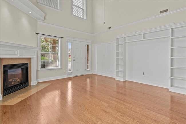 Foto del edificio - 2525 Millwood Cir SE