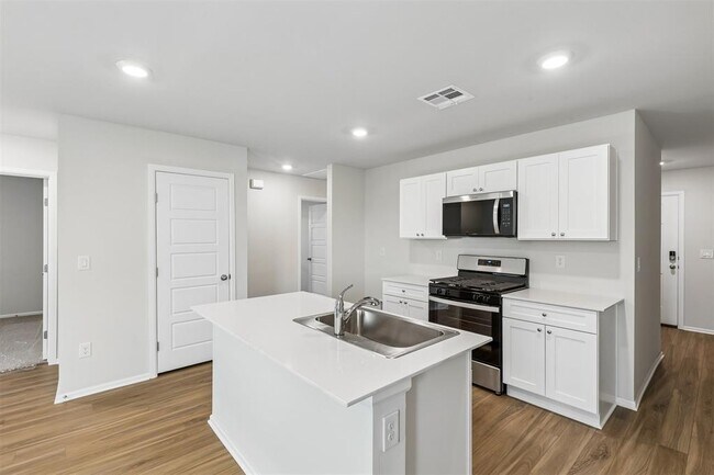 Foto del edificio - 8812 SW 31st St