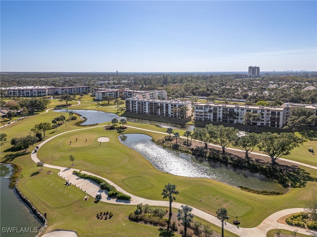 Foto principal - 7410 Lake Breeze Dr