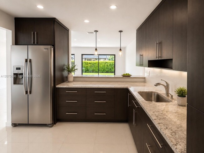Foto del edificio - 13255 NW 8th St