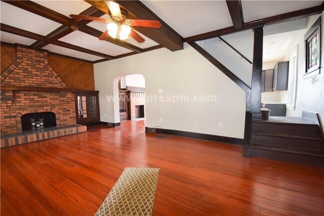 Foto del edificio - Mt Lebanon 3-bedroom house for rent
