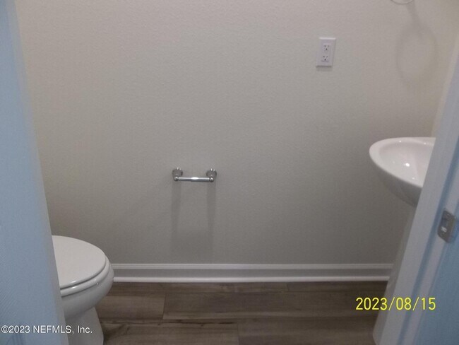 Foto del edificio - 6207 Ryegrass St