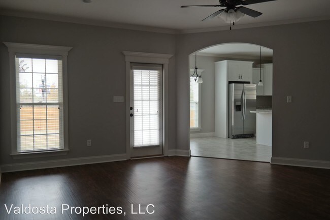 Foto del edificio - 4 br, 2 bath House - 4239 Ginger Trail