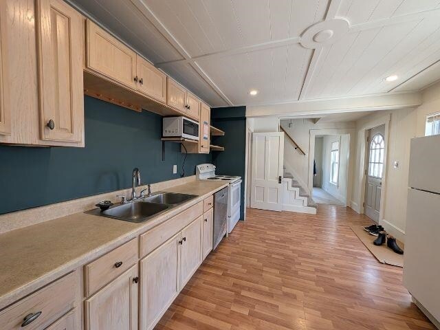 Building Photo - 3 Union St