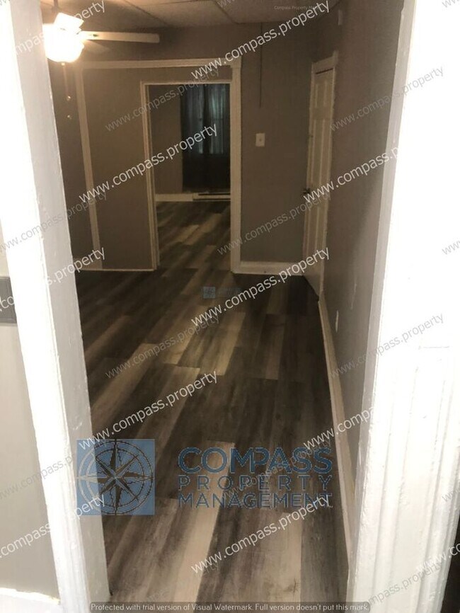 Building Photo - $995.00 - 1 Bedroom, 1 Bathroom Apartment