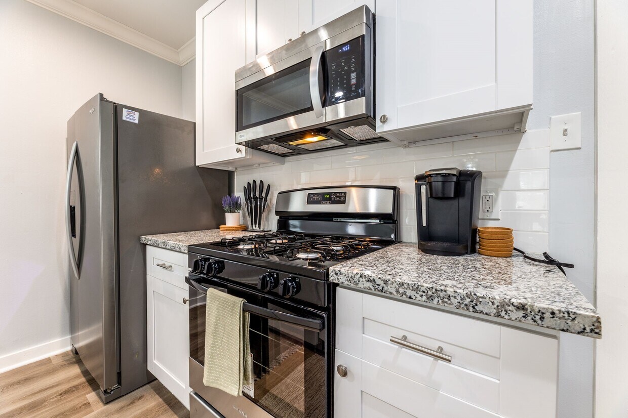 Foto del edificio - 2805 Isabella St