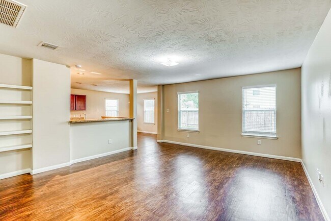 Foto del edificio - 12631 Mountain Daisy Rd