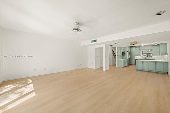 Foto del edificio - 9002 SW 62nd Terrace