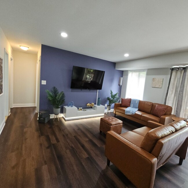 Photo - 10850 Green Mountain Cir Apartment