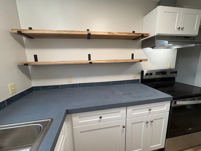 Foto del edificio - 26 Hadley Rd