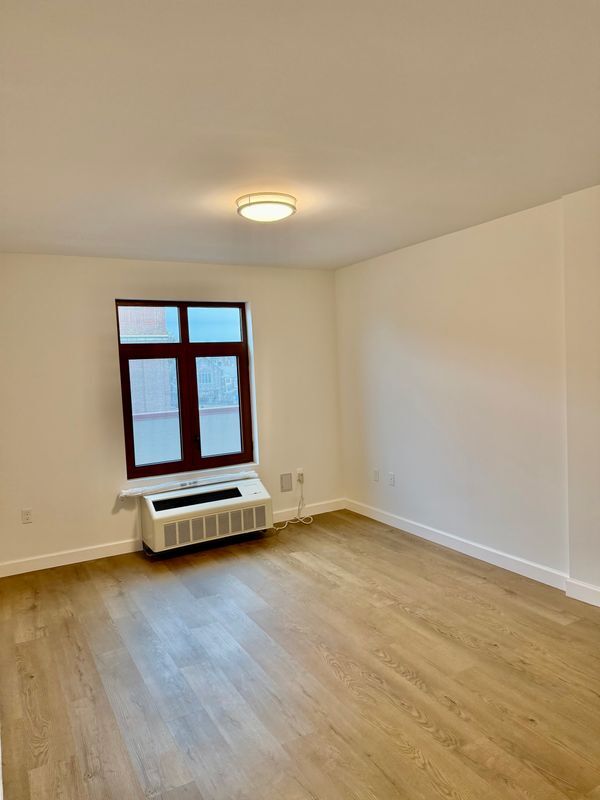 Foto del edificio - 224 Gramatan Ave