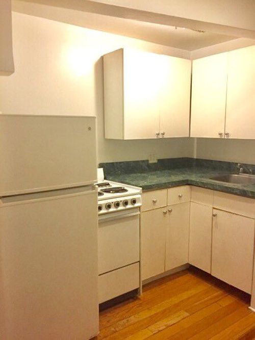 Foto del edificio - 161 E 82nd St