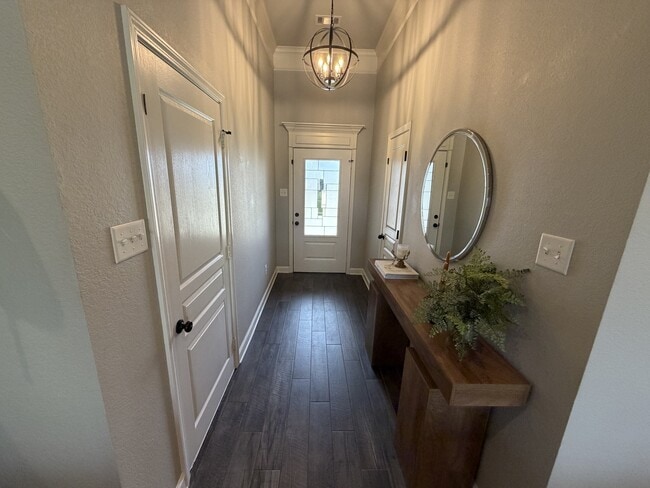 Building Photo - 787 Mango Loop