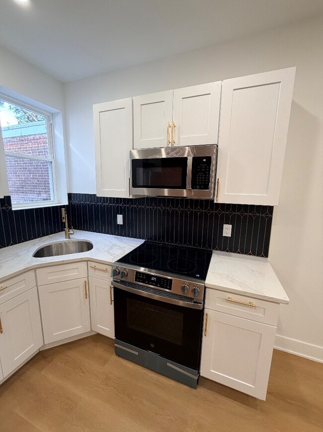 Foto del edificio - 1325 Kerbaugh St