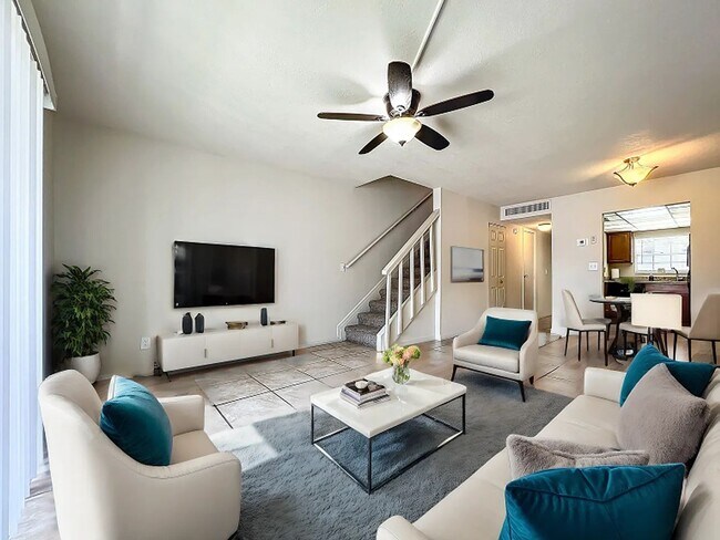 Foto del edificio - Charming 2BR Condo in Brandon