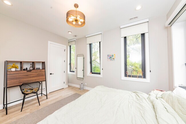 Foto del edificio - 1638 N Sedgwick St