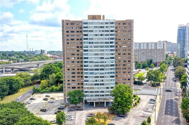 Foto del edificio - 215 Piedmont Ave NE