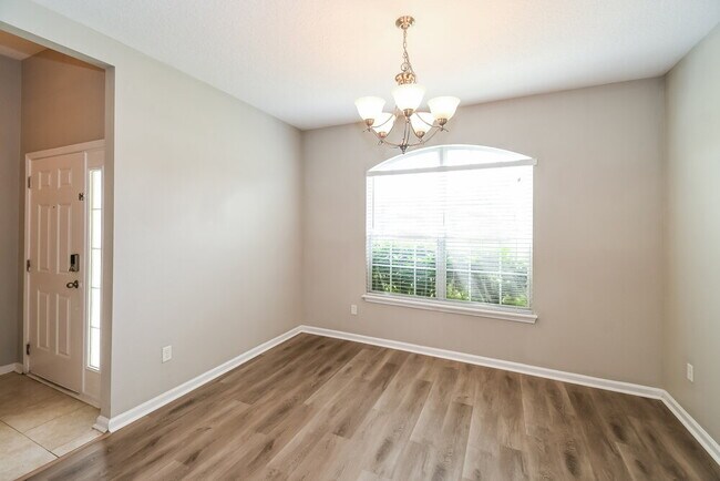 Building Photo - 9565 Bembridge Mill Dr