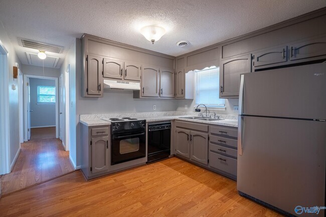 Foto del edificio - 912 Mountain Gap Rd SE