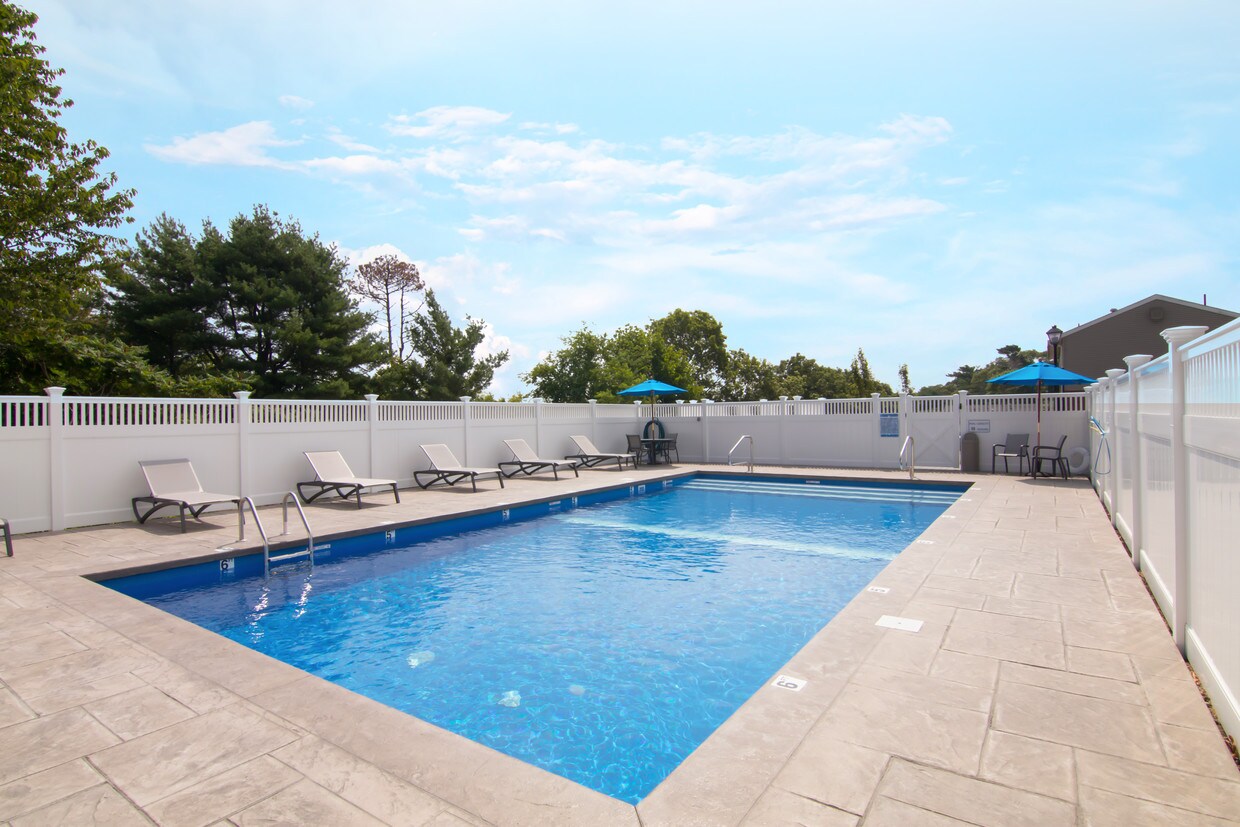 Mayflower Village Apartments Plymouth, MA