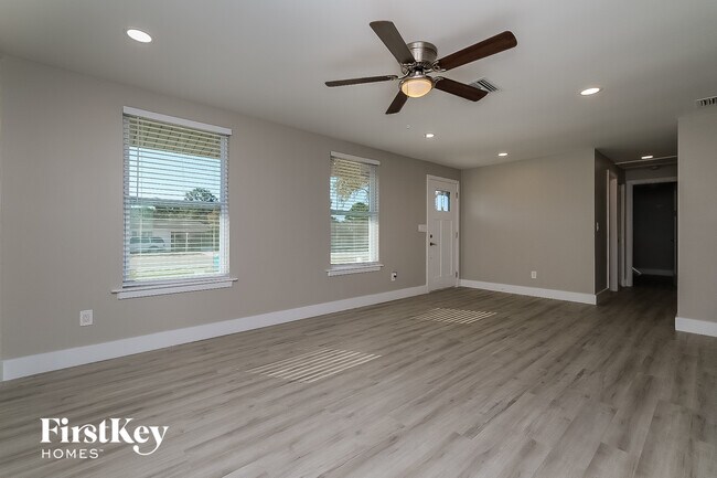 Foto del edificio - 9479 Purdy St