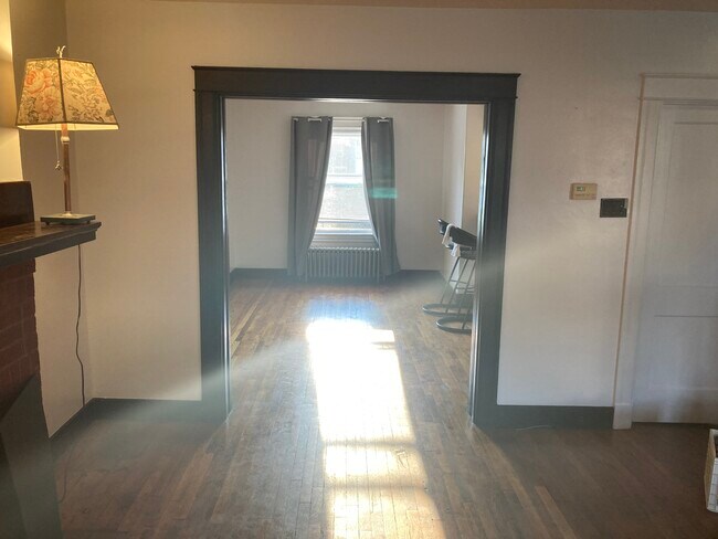 Foto del edificio - 3254 Dawson St