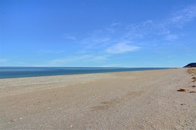 Foto del edificio - 171 Harbor Beach Rd