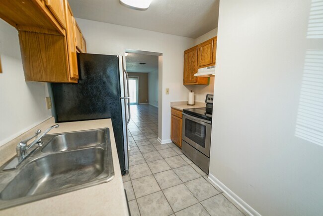 Foto del edificio - 2325 W Pensacola St