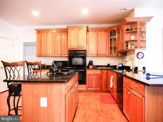 Foto del edificio - 21337 Cameron Hunt Pl